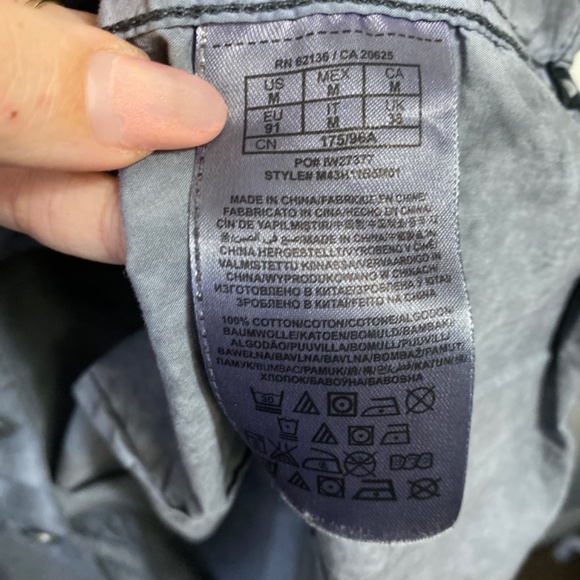 Excellent condition men’s Guess shirt size M - Picture 4 of 5